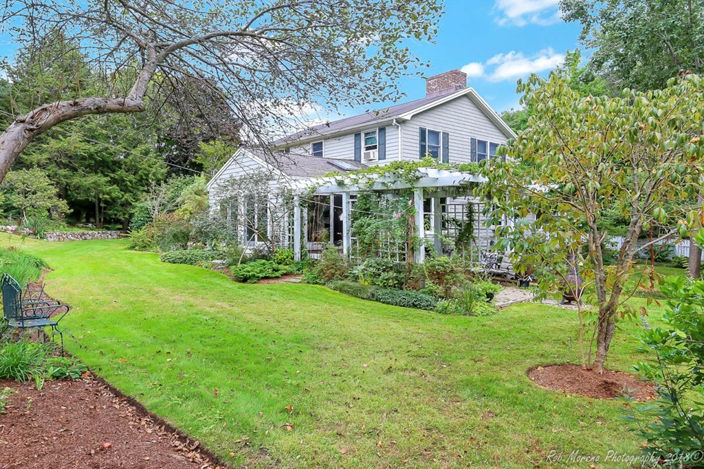 21 Greenbrook Road Hamilton, MA 01982 - Photo 1 of 26 Gallery Image 1