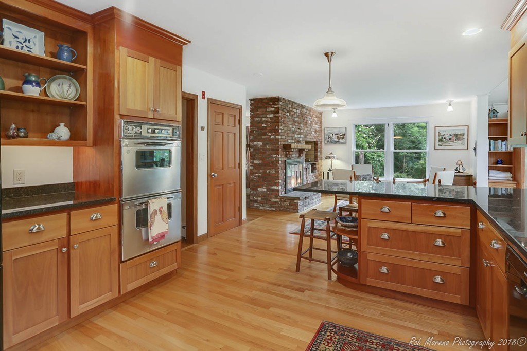 21 Greenbrook Road Hamilton, MA 01982 - Photo 14 of 26 Gallery Image 14