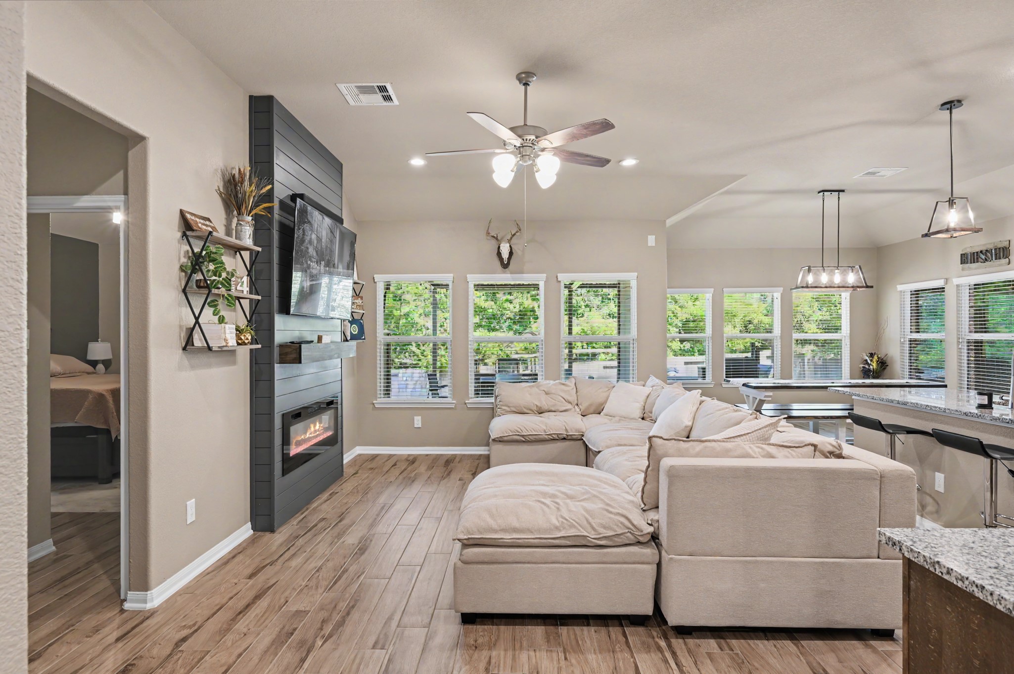 13258 Ridgeview Willis, TX 77318 - Photo 15 of 45 Gallery Image 15