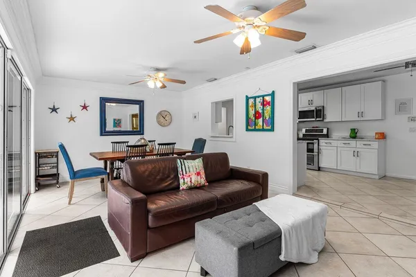 $8,000 | 15 Northeast 18th Street, Delray Beach, FL 33444