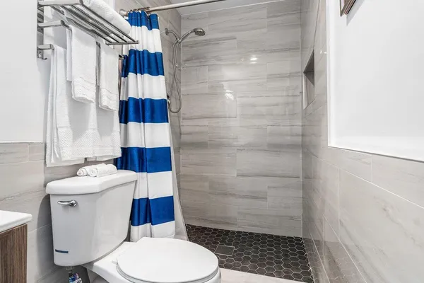 $8,000 | 15 Northeast 18th Street, Delray Beach, FL 33444