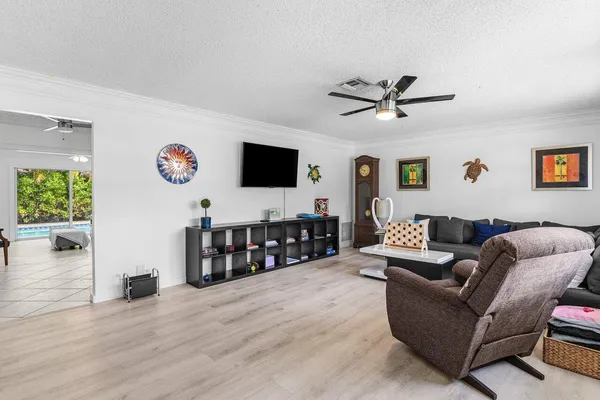 $8,000 | 15 Northeast 18th Street, Delray Beach, FL 33444