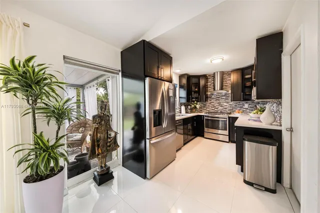 $850,000 | 480 Northwest 88th Terrace, El Portal, FL 33150