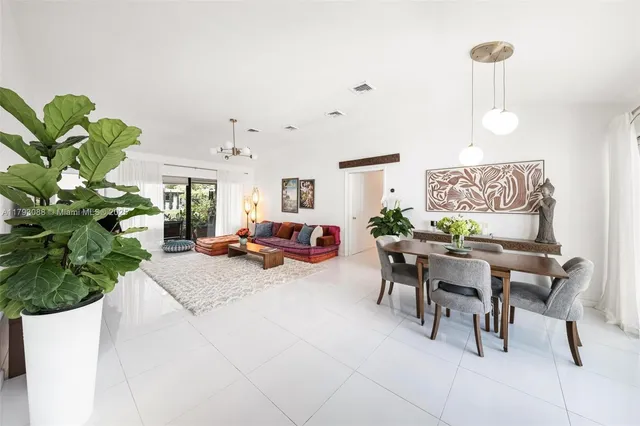 $850,000 | 480 Northwest 88th Terrace, El Portal, FL 33150