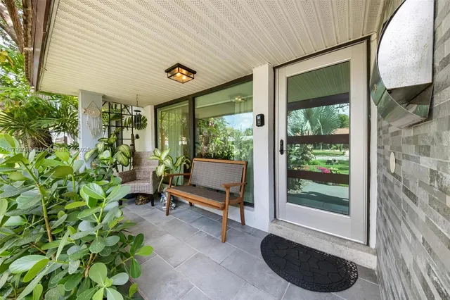 $850,000 | 480 Northwest 88th Terrace, El Portal, FL 33150