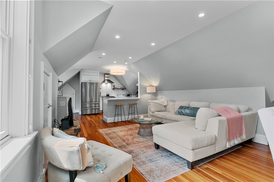 567 Bristol Ferry Road, Unit 3 Portsmouth, RI 02871 - Photo 12 of 49