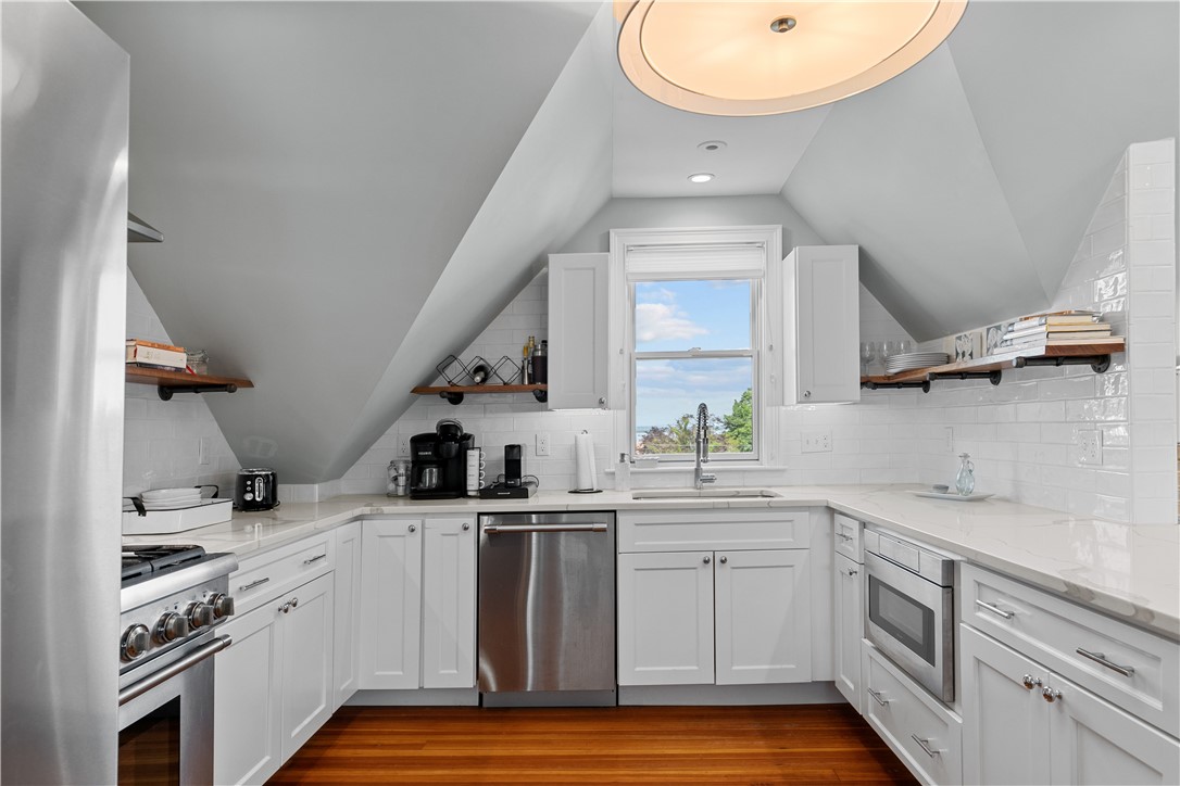 567 Bristol Ferry Road, Unit 3 Portsmouth, RI 02871 - Photo 15 of 49
