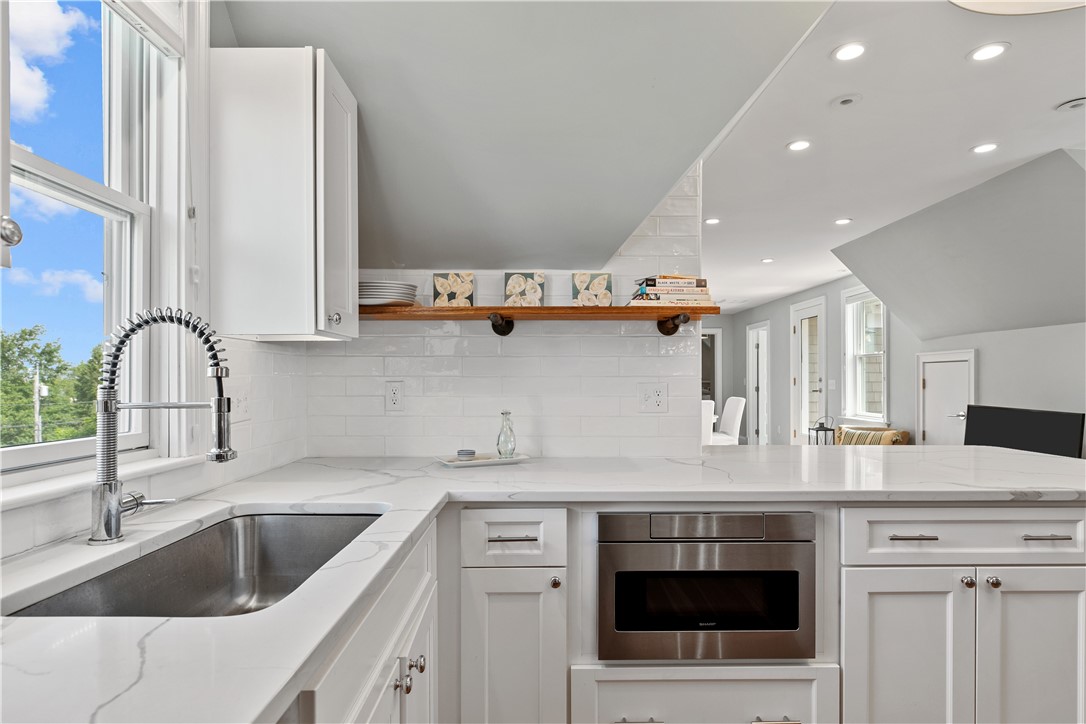 567 Bristol Ferry Road, Unit 3 Portsmouth, RI 02871 - Photo 20 of 49
