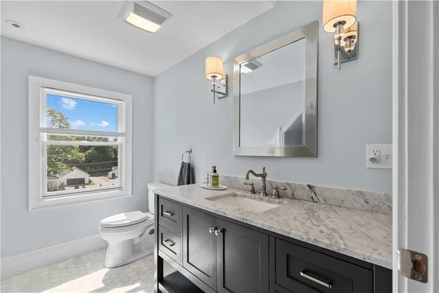 $4,500 | 567 Bristol Ferry Road, Unit 3, Portsmouth, RI 02871