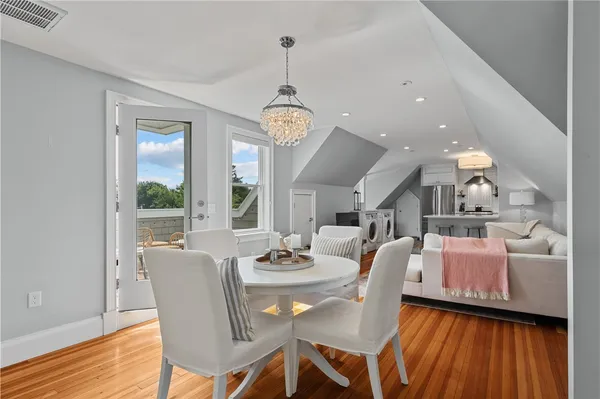 $4,000 | 567 Bristol Ferry Road, Unit 3, Portsmouth, RI 02871