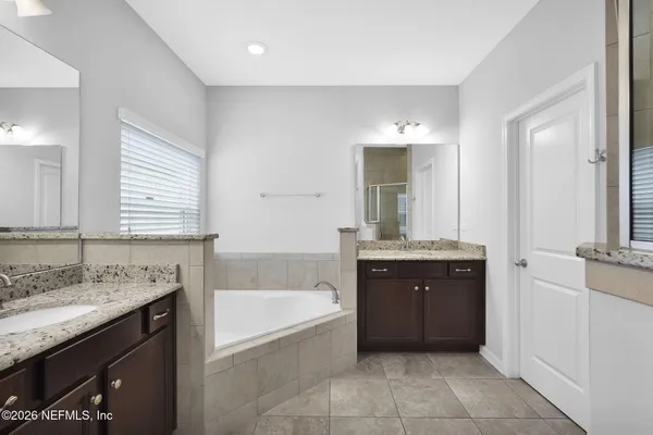 $574,900 | 5043 Redford Manor Drive, Jacksonville, FL 32258