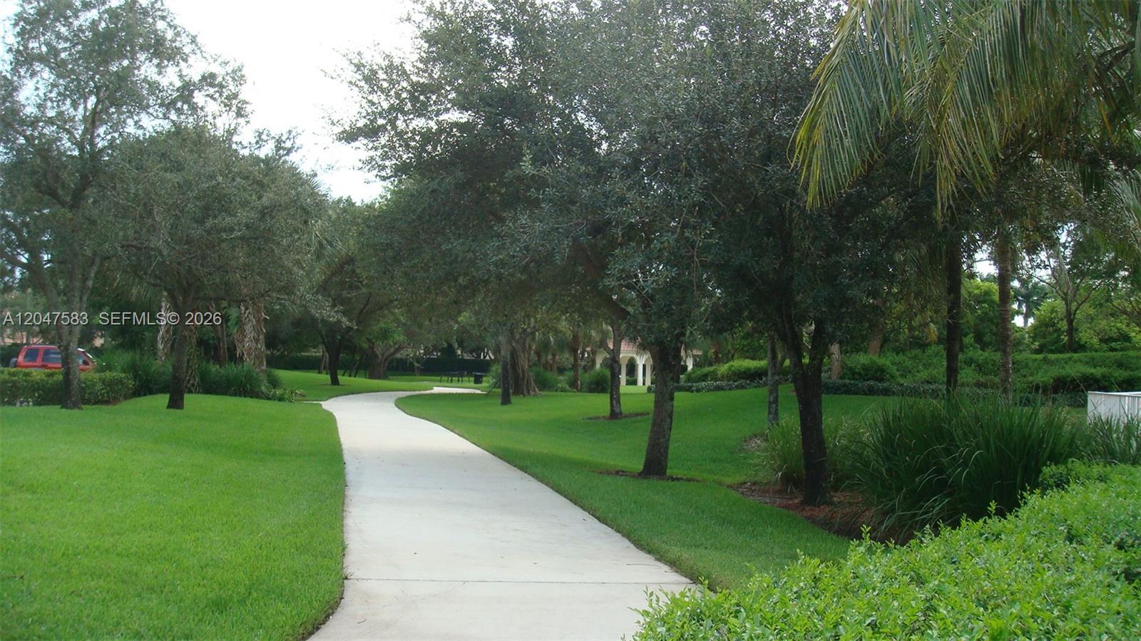 4152 Pine Ridge Lane Weston, FL 33331 - Photo 37 of 42