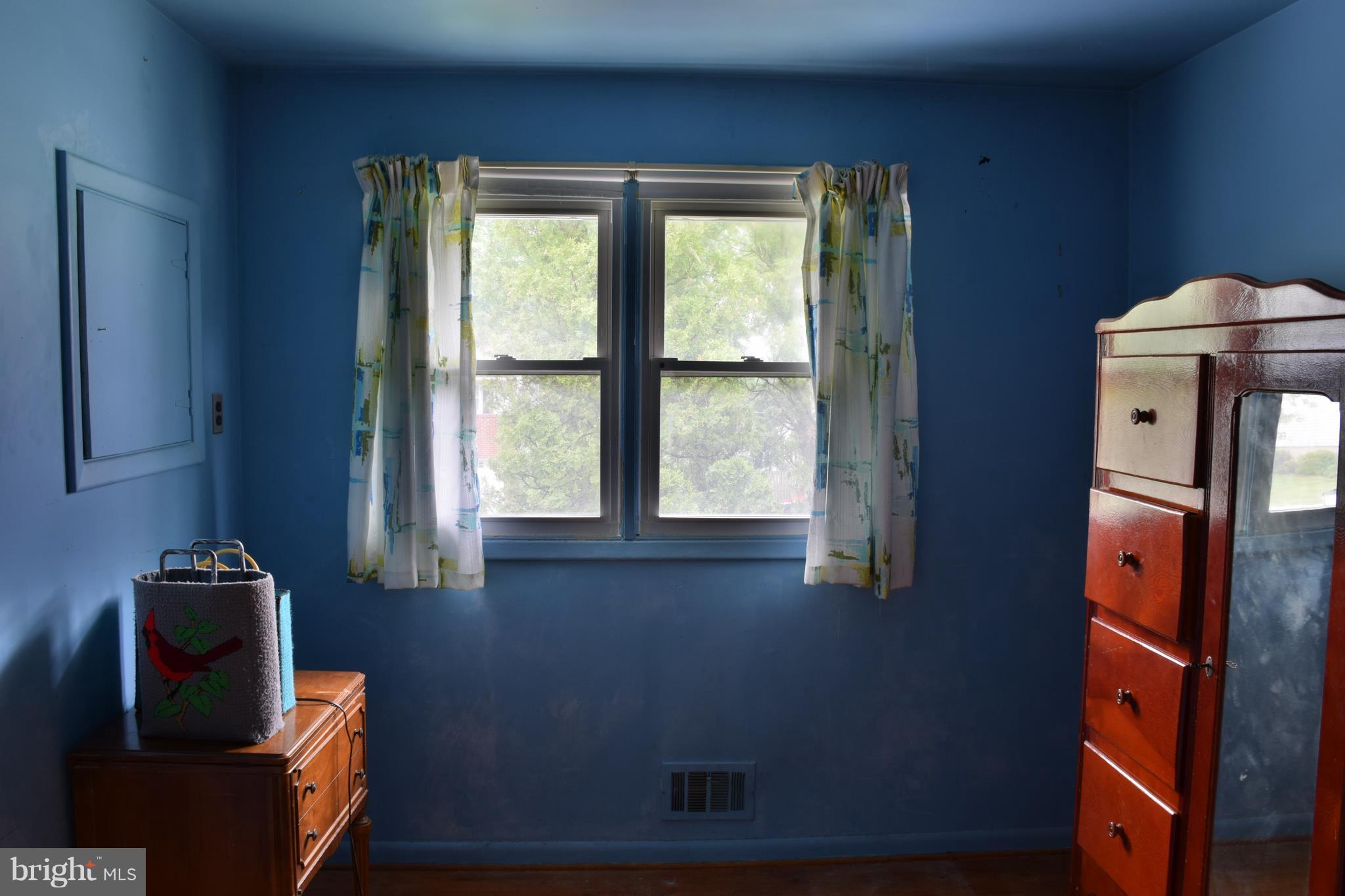 9106 Crosshill Road Baltimore, MD 21234 - Photo 10 of 22 Bedroom