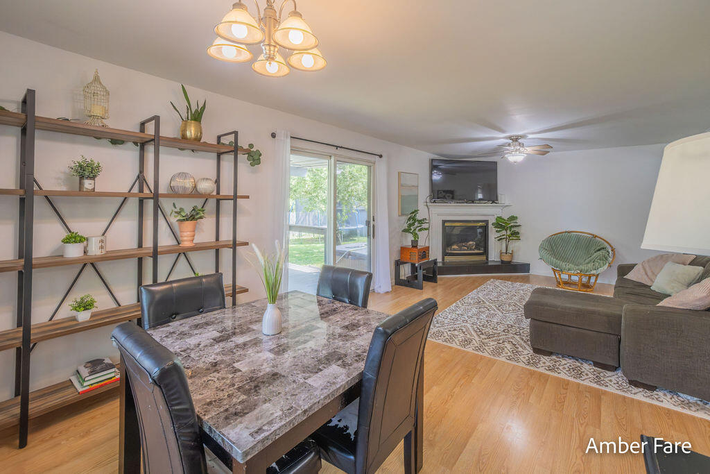 1508 Hendrick Road Muskegon, MI 49441 - Photo 12 of 42 Dining Room