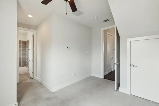 $2,995 | 843 West 23rd Street, Unit B, Houston, TX 77008