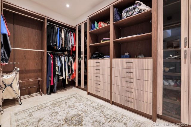 $3,500,000 | 16051 Collins Avenue, Unit 1404, Sunny Isles Beach, FL 33160