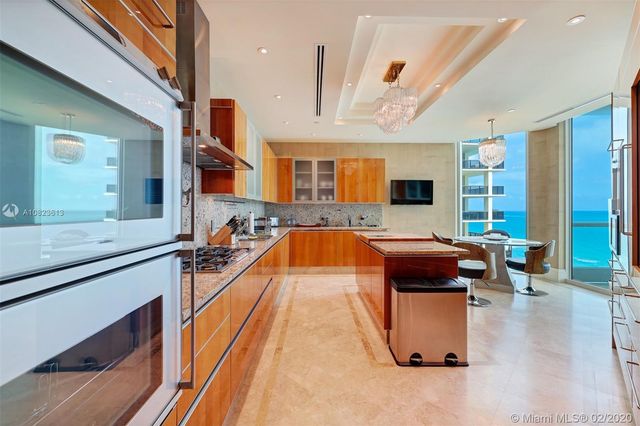 $3,500,000 | 16051 Collins Avenue, Unit 1404, Sunny Isles Beach, FL 33160