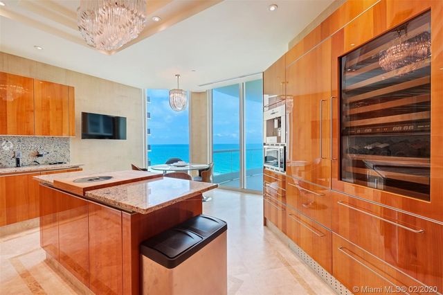 $3,500,000 | 16051 Collins Avenue, Unit 1404, Sunny Isles Beach, FL 33160
