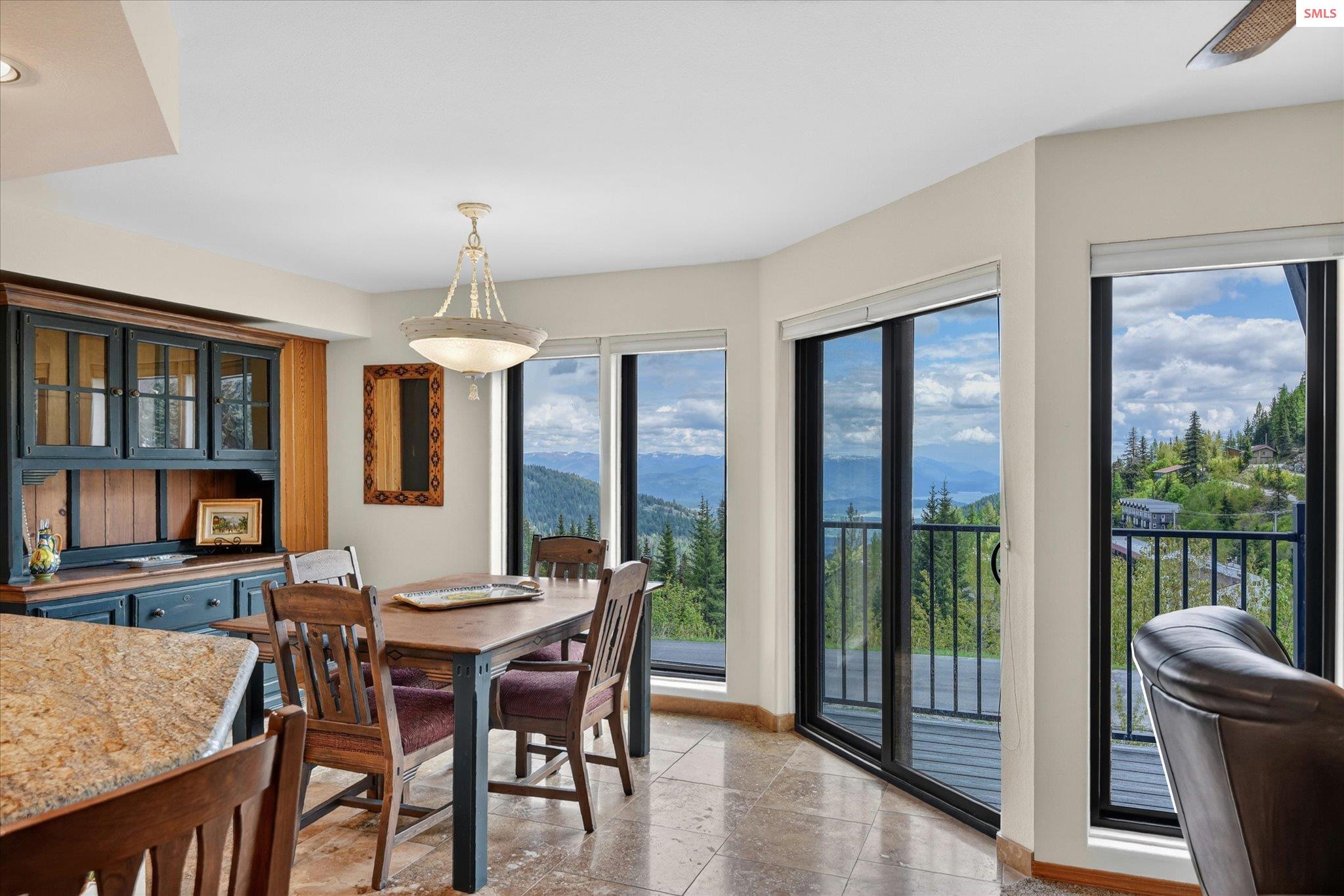 155 Crystal Springs Road Sandpoint, ID 83864 - Photo 5 of 45 Gallery Image 5