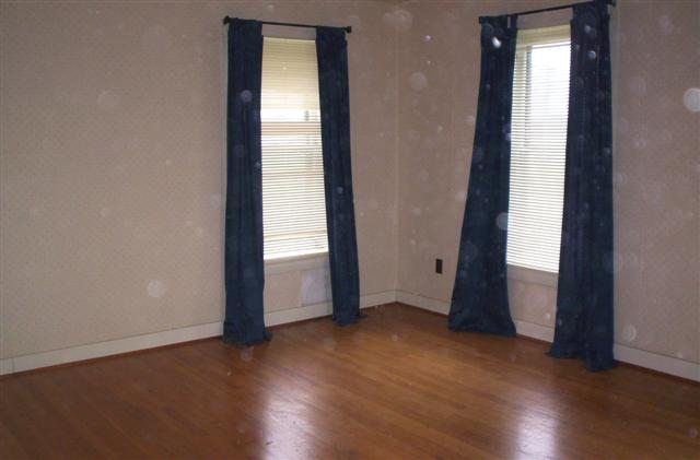 610 South Scott Park Road Eldridge, IA 52748 - Photo 9 of 12 Gallery Image 9