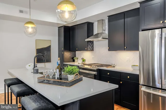 $600,000 | 426 Manor Place Northwest, Unit 2, Washington, DC 20010