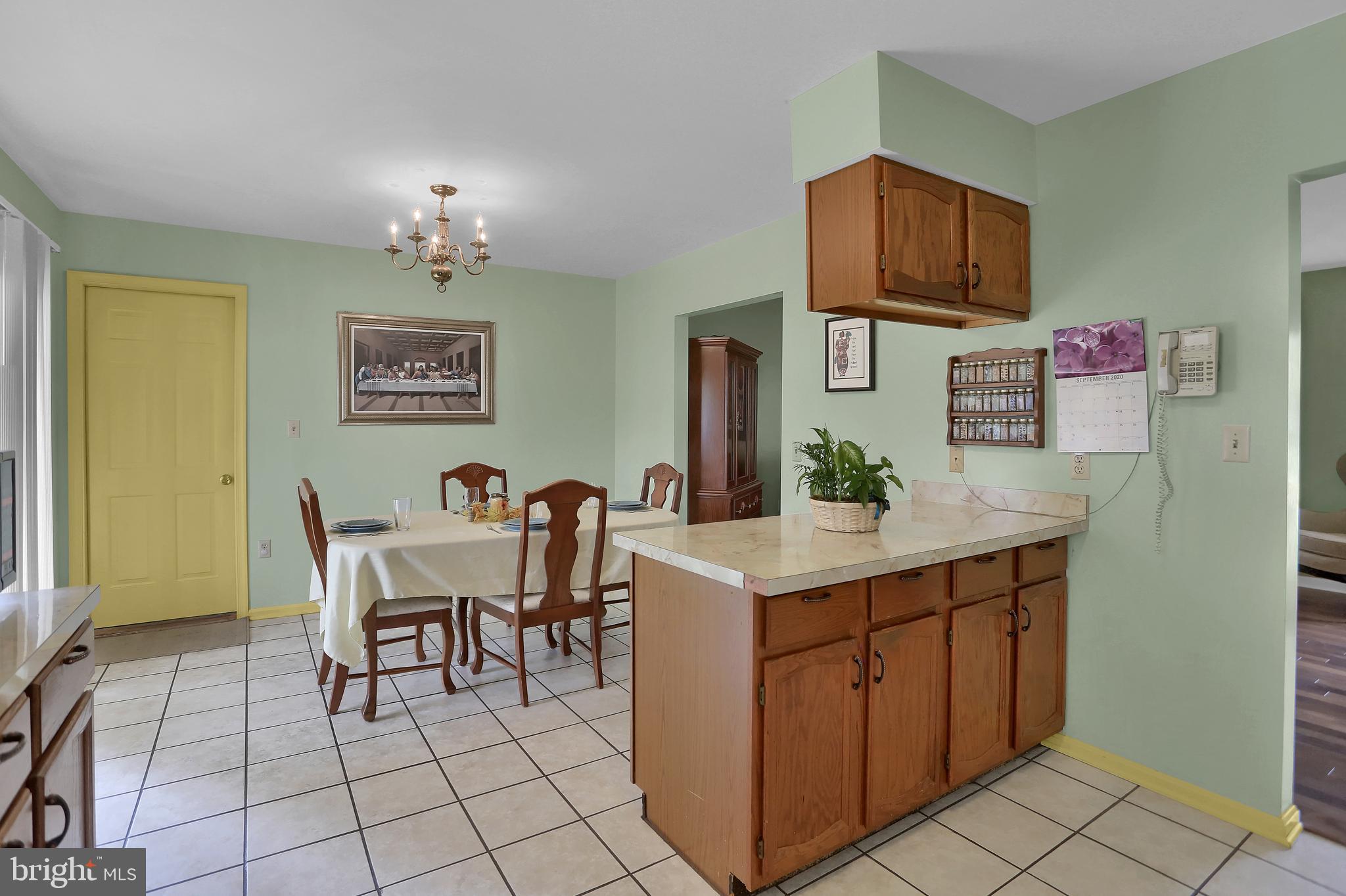 351 Holbrook Road York, PA 17402 - Photo 15 of 38 Gallery Image 15