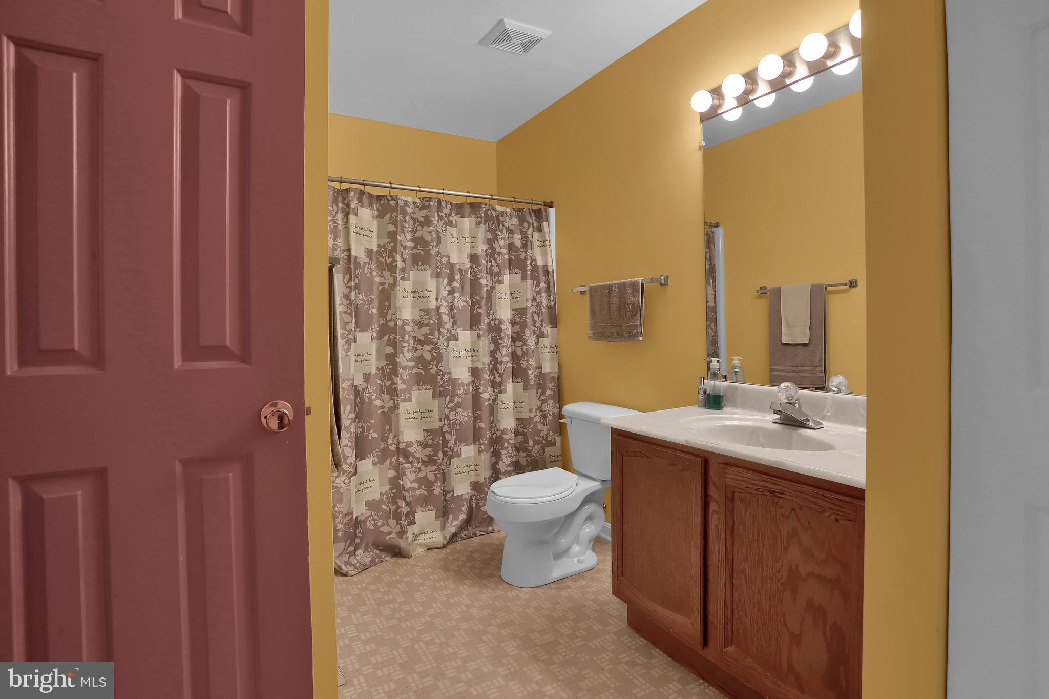 351 Holbrook Road York, PA 17402 - Photo 16 of 38 Gallery Image 16
