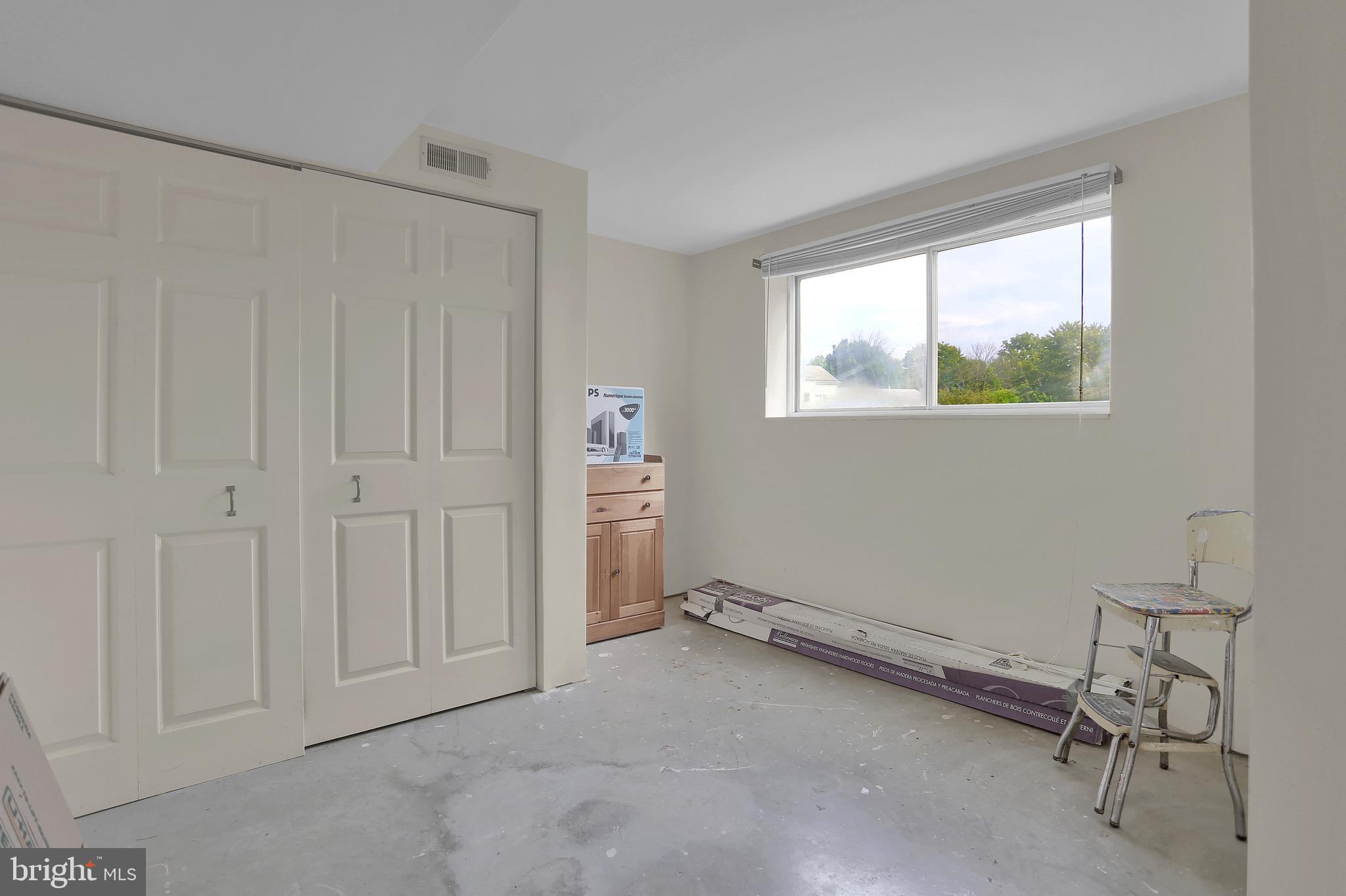 351 Holbrook Road York, PA 17402 - Photo 31 of 38 Gallery Image 31