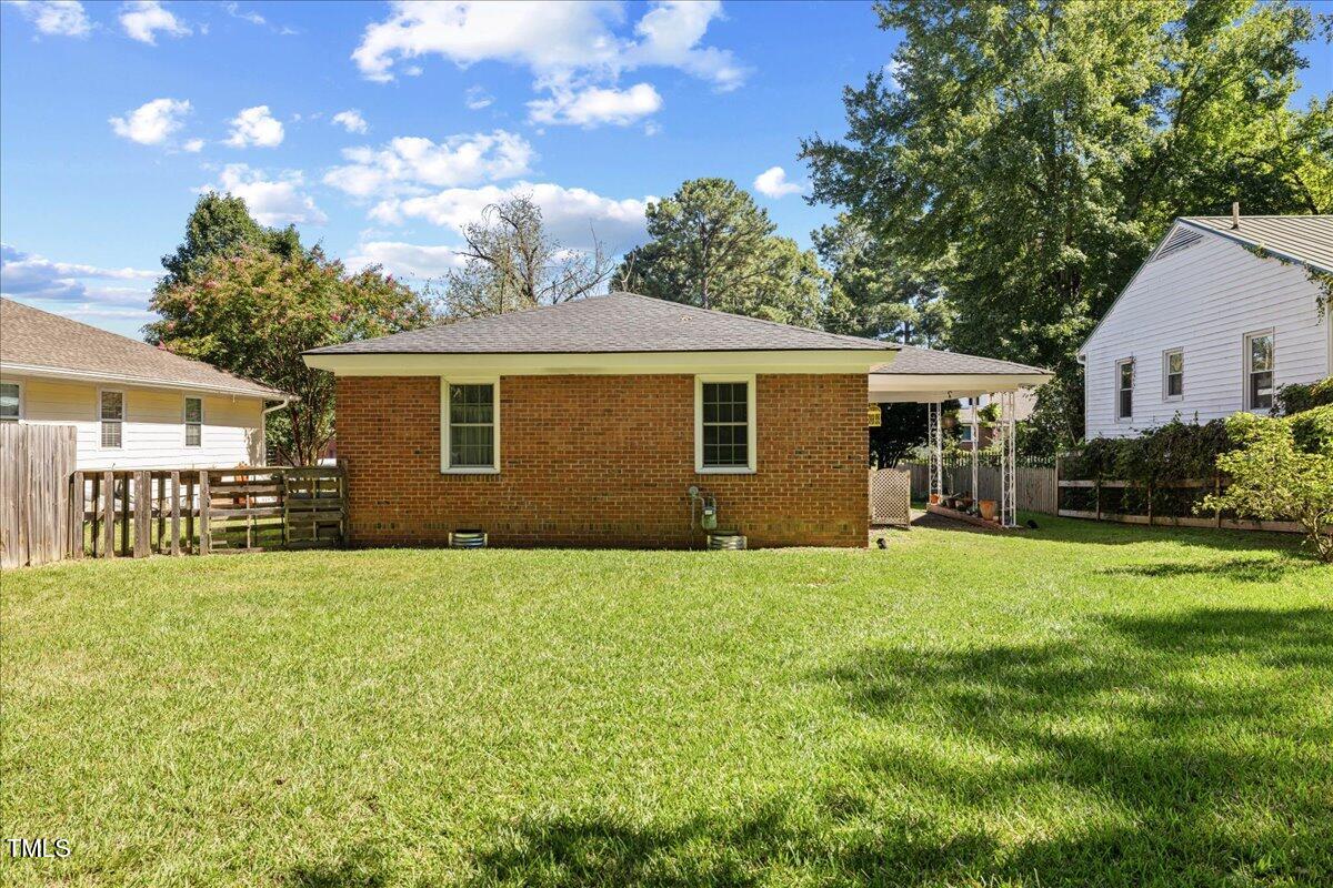415 Edward Street Durham, NC 27701 - Photo 20 of 27 a house view with a garden space