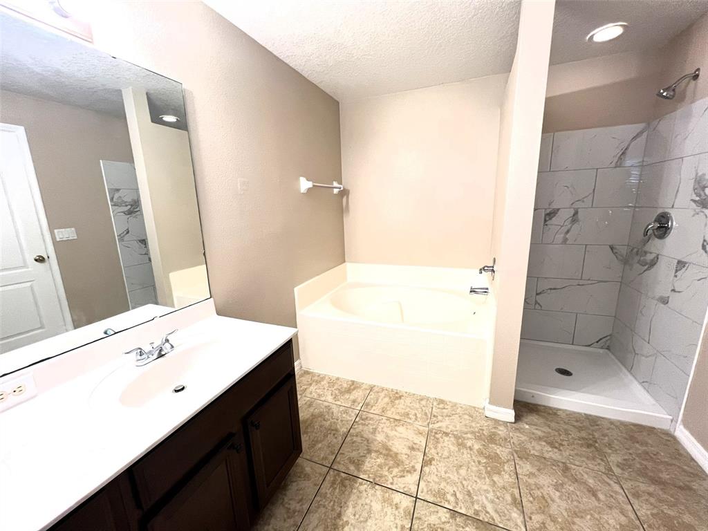 2049 Ribbon Falls Parkway Orlando, FL 32824 - Photo 13 of 26