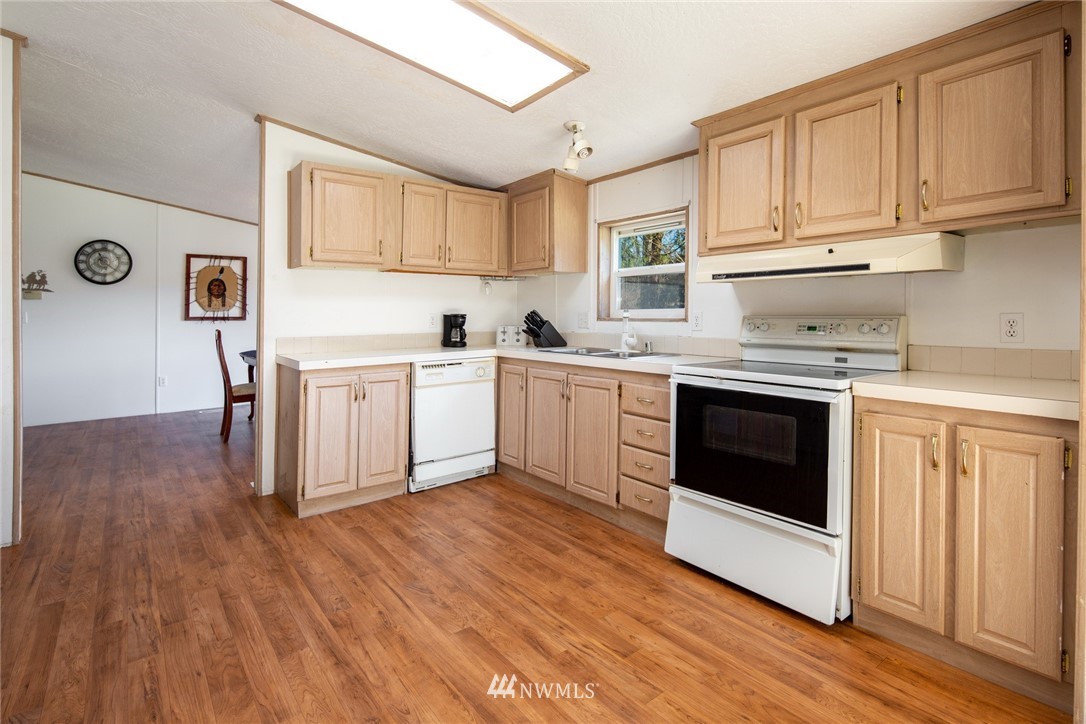 3281 East Smith Road Bellingham, WA 98226 - Photo 7 of 28