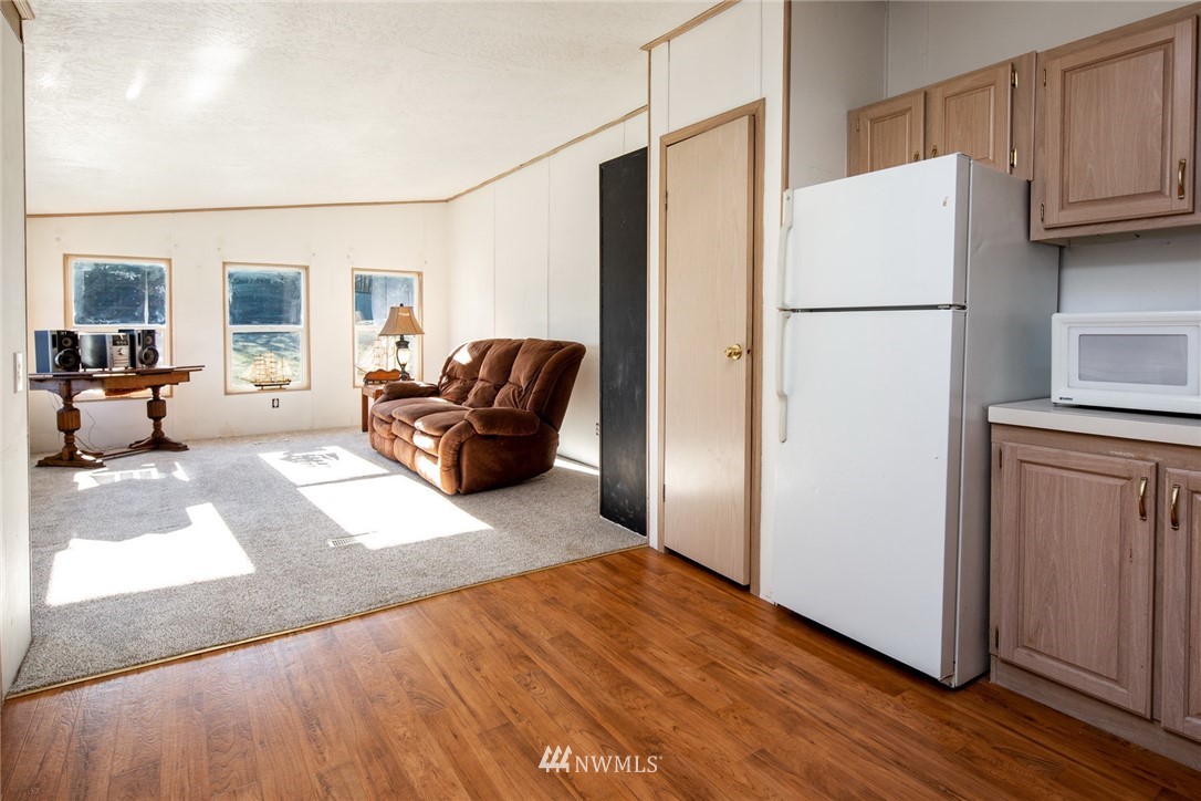 3281 East Smith Road Bellingham, WA 98226 - Photo 9 of 28