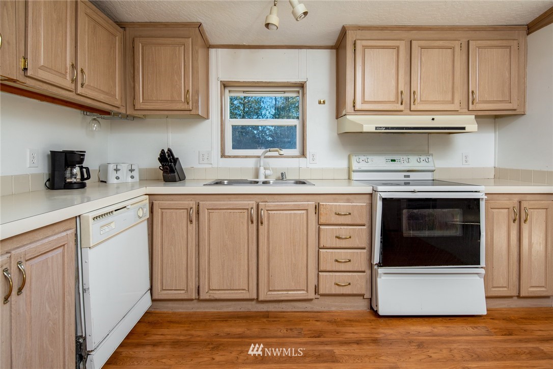 3281 East Smith Road Bellingham, WA 98226 - Photo 10 of 28