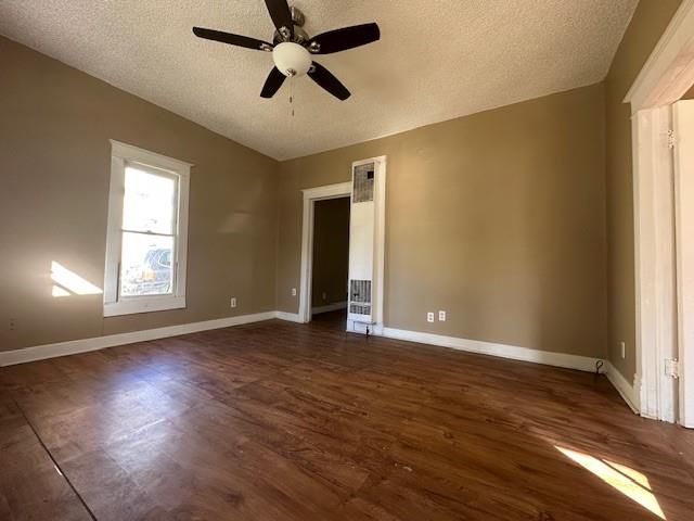 528 South 13th Street Independence, KS 67301 - Photo 6 of 17