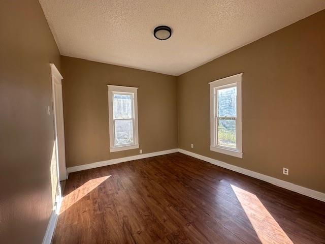 528 South 13th Street Independence, KS 67301 - Photo 7 of 17