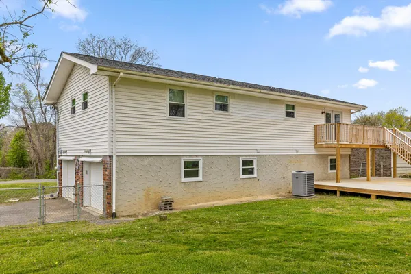 $325,000 | 215 Battlewood Drive, Fort Oglethorpe, GA 30742