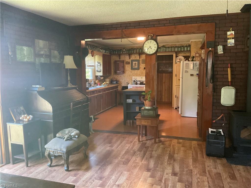 2190 Sullivan Road Thomasville, NC 27360 - Photo 13 of 23