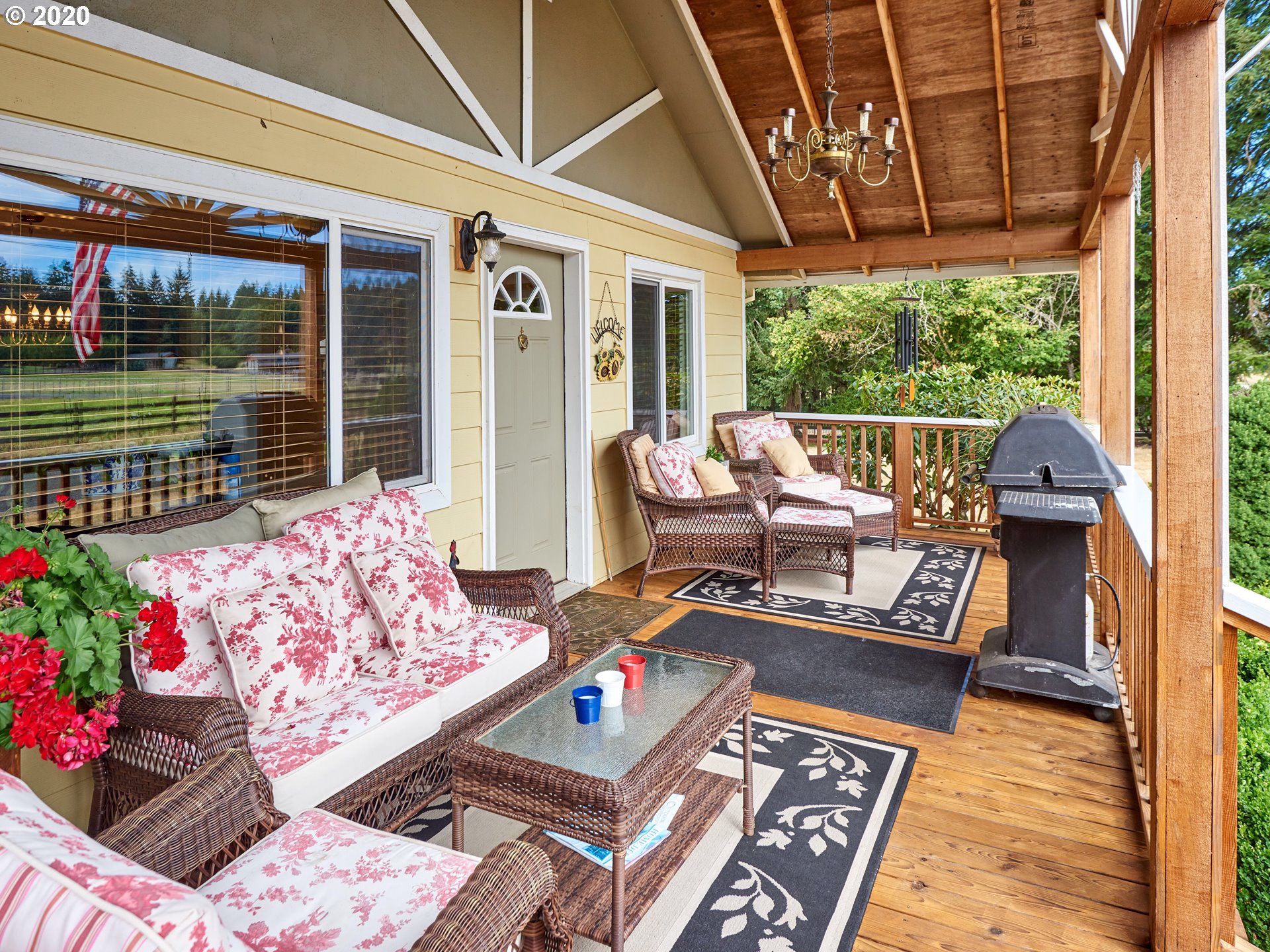 15282 South Howards Mill Road Mulino, OR 97042 - Photo 5 of 32 Gallery Image 5