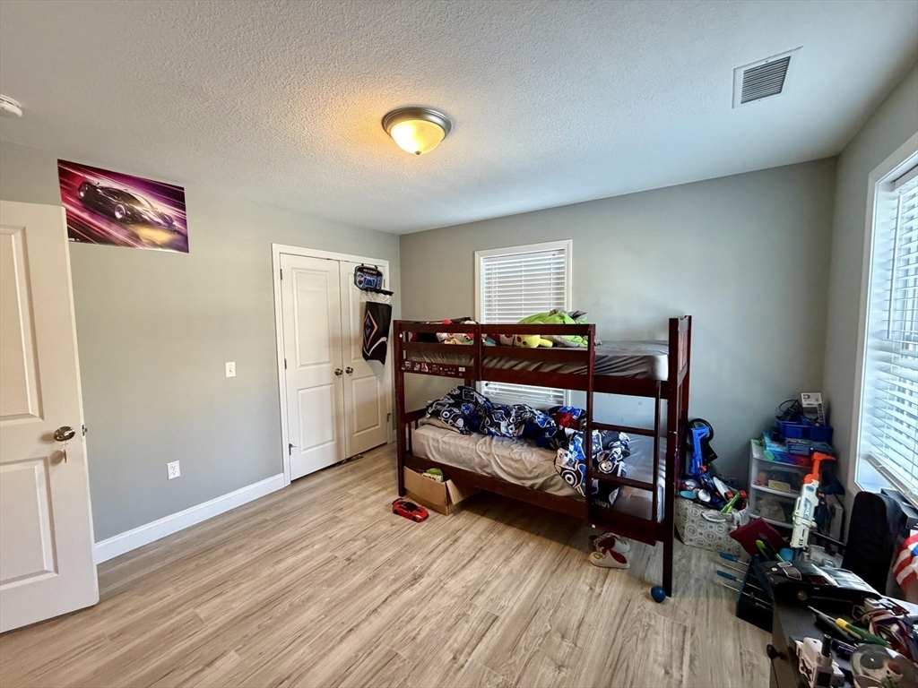 173 Russell Street Springfield, MA 01104 - Photo 18 of 24