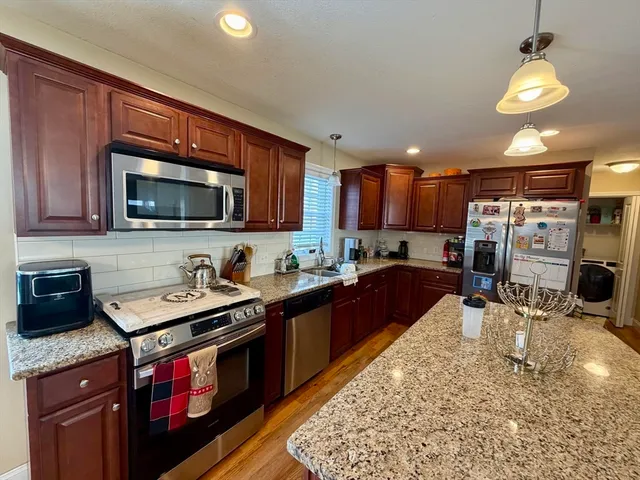 $350,000 | 173 Russell Street, Springfield, MA 01104