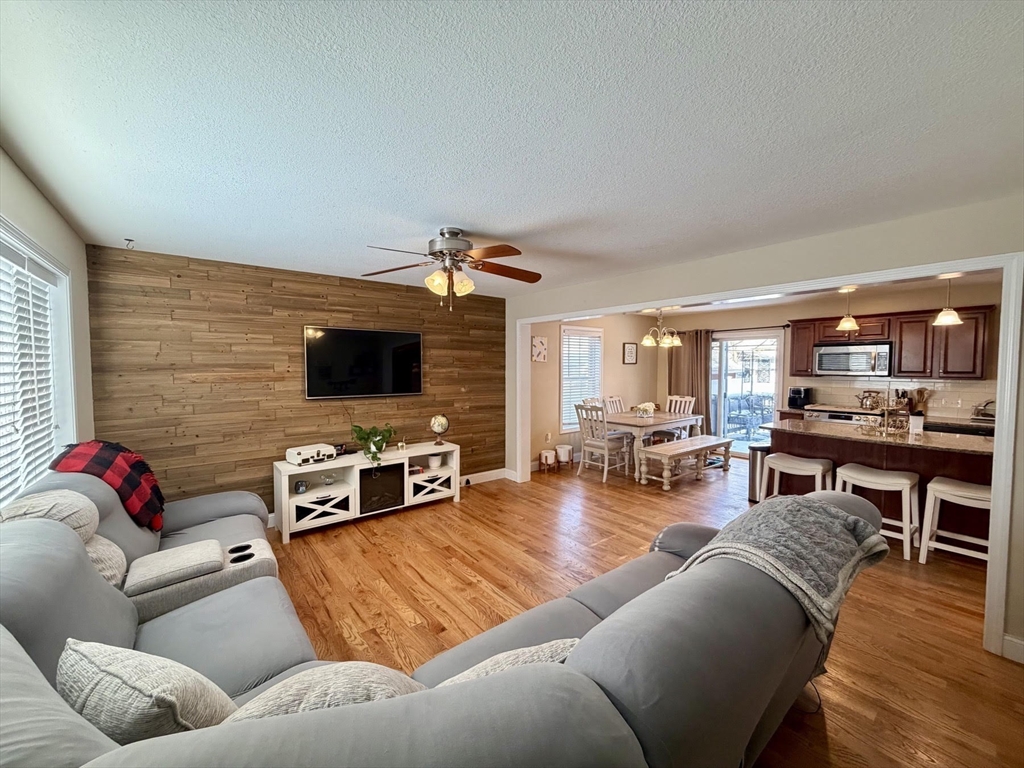 173 Russell Street Springfield, MA 01104 - Photo 6 of 24