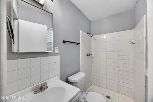 $1,800 | 7815 Jaguar Drive, Jacksonville, FL 32244