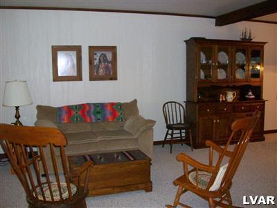 545 Clearfield Road Nazareth, PA 18064 - Photo 4 of 11 a living room with furniture