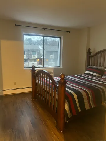 $1,900 | 244 High Path Road, Unit 244, Windsor, CT 06095