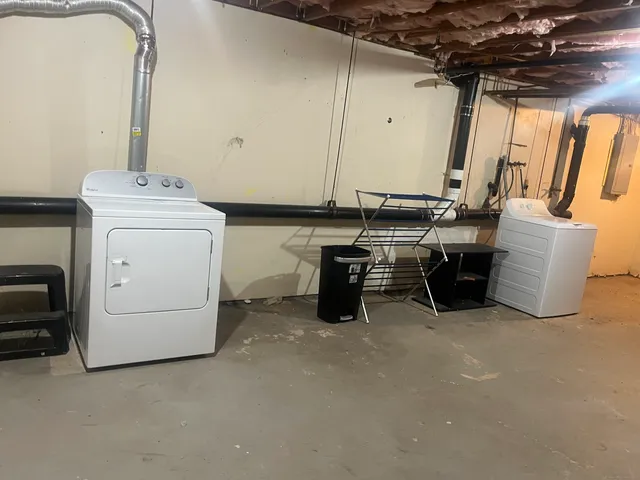 $1,900 | 244 High Path Road, Unit 244, Windsor, CT 06095