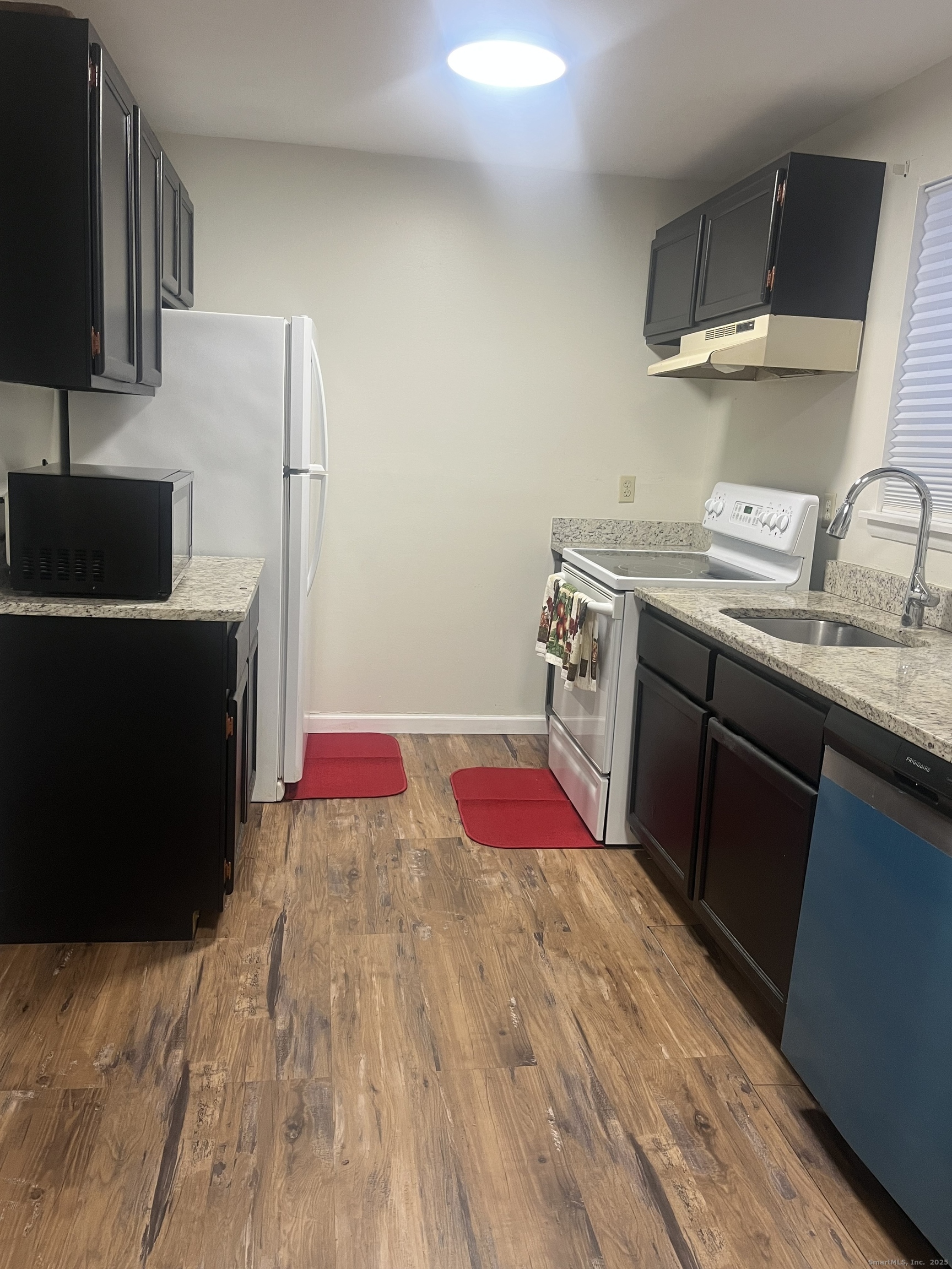 244 High Path Road, Unit 244 Windsor, CT 06095 - Photo 7 of 22