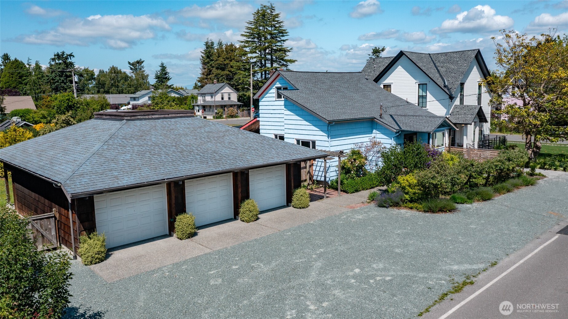 307 Centre Street La Conner, WA 98257 - Photo 2 of 33