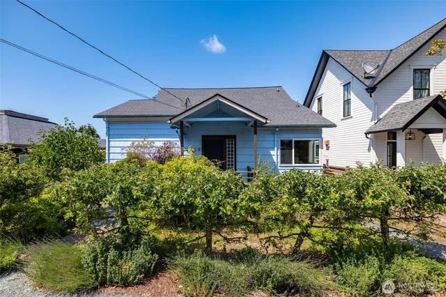 $688,750 | 307 Centre Street, La Conner, WA 98257