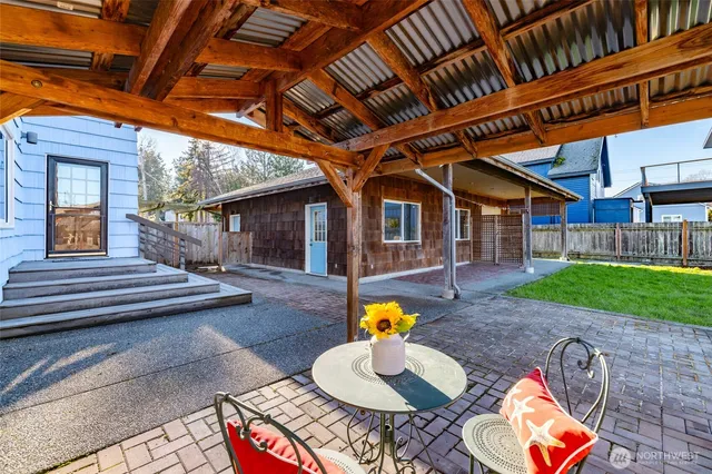 $688,750 | 307 Centre Street, La Conner, WA 98257