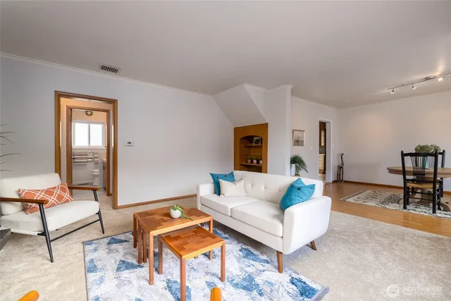 $688,750 | 307 Centre Street, La Conner, WA 98257